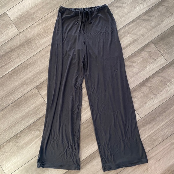 SKIMS SLEEP STRAIGHT LEG PANT - Picture 1 of 7